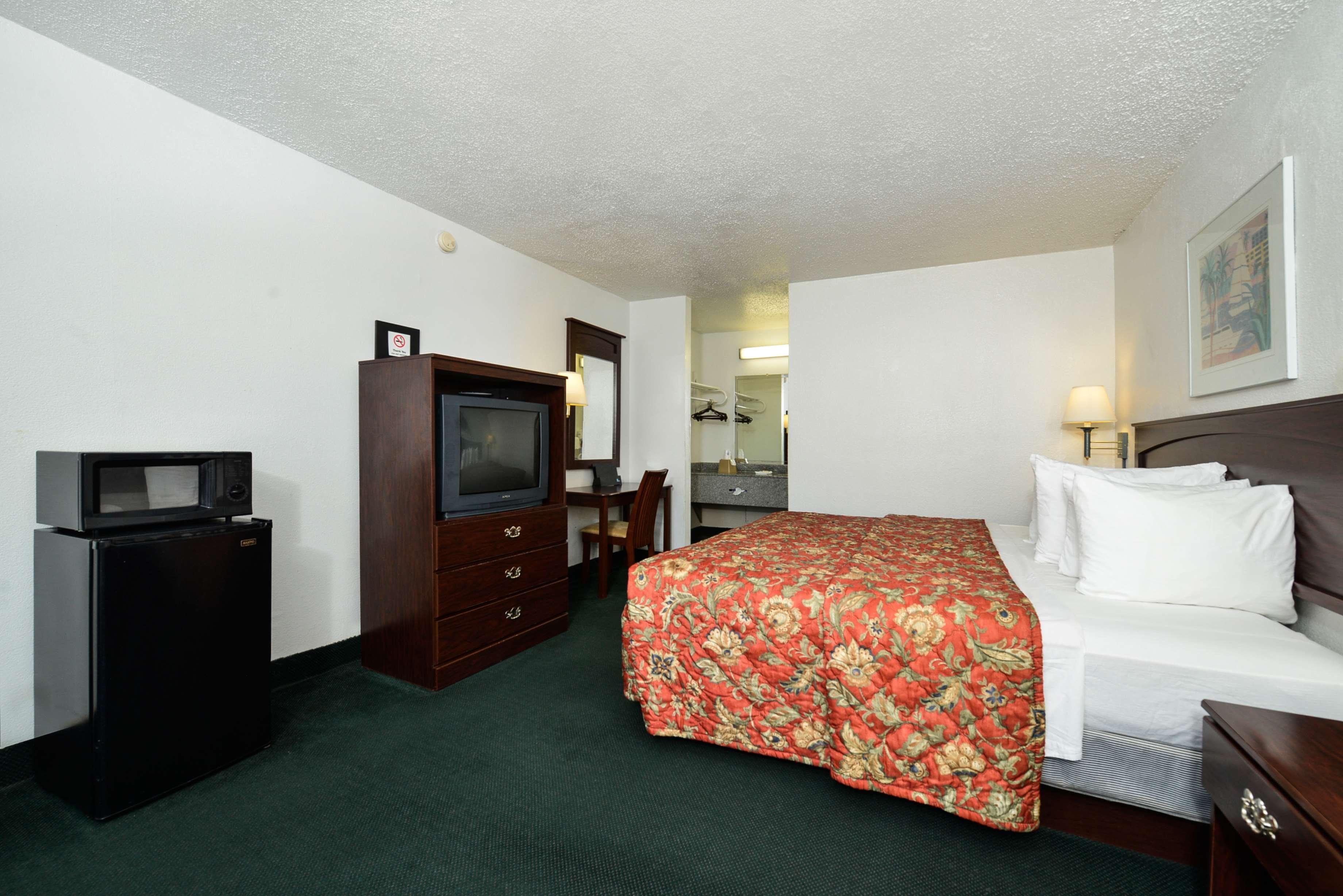 Nacional Hotel 3*